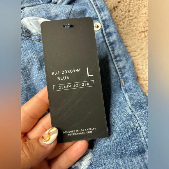 Jeans - Picture 4 of 7